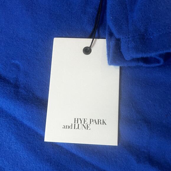 NWT Hye Park and Lune Blue Super Soft Pullover Size 1 - Picture 3 of 5